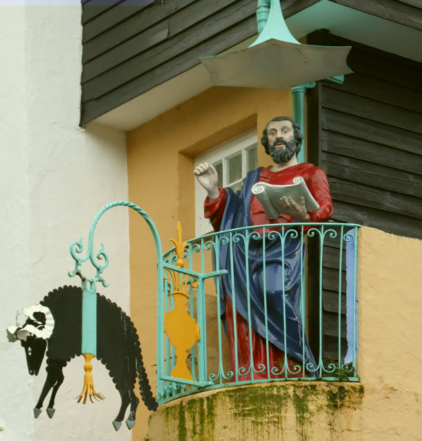 Lamb Sign