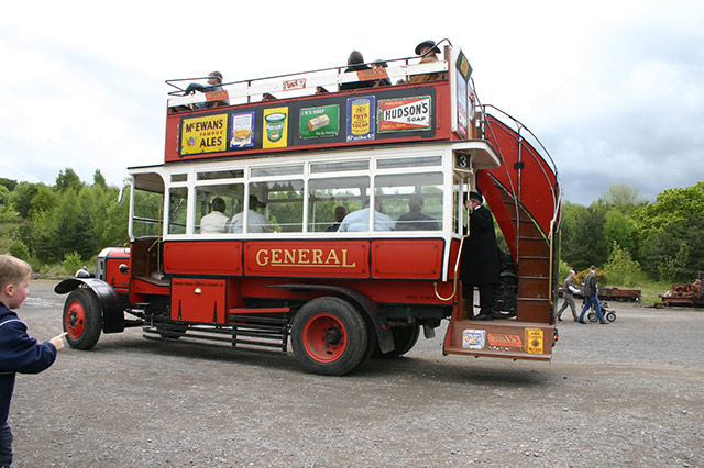 Bus